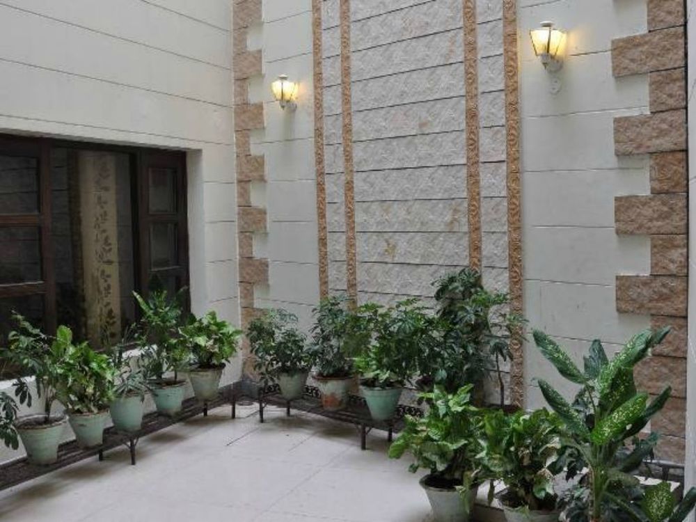 Hotel Diamond Inn Chandīgarh Екстериор снимка